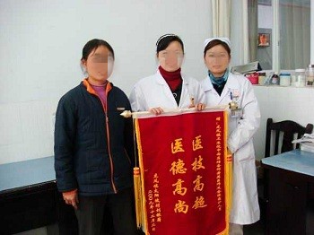 胸腺瘤典型病例